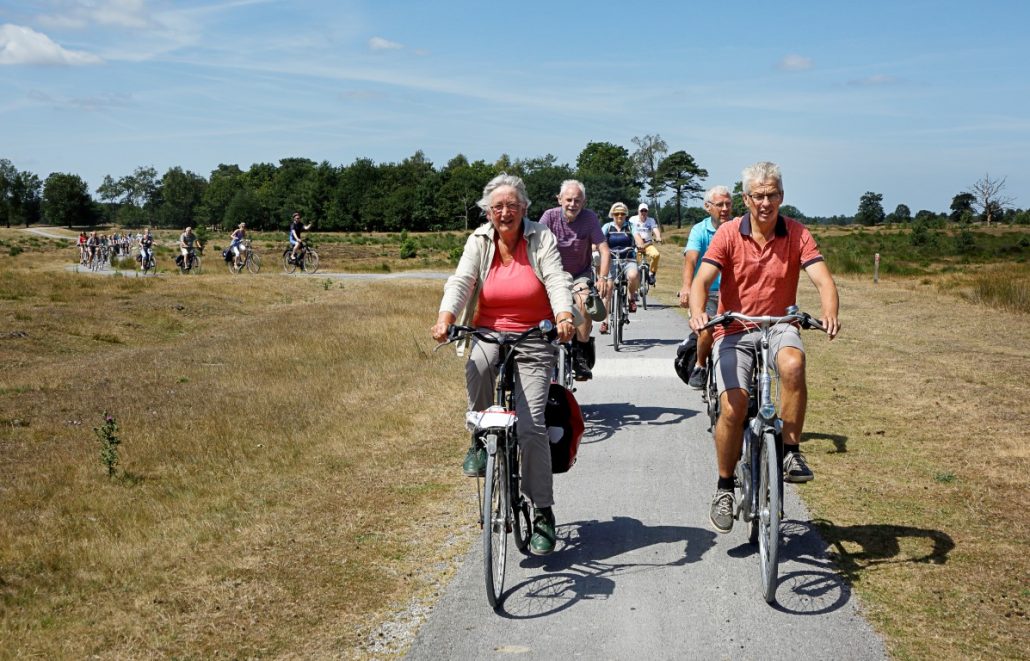 Op zaterdag 7 juli gaat de Elfwegentocht van Drenthe naar Friesland op de fiets. (Fotocredits: Branko de Lang, enkel te gebruiken in het kader van de Elfwegentocht).